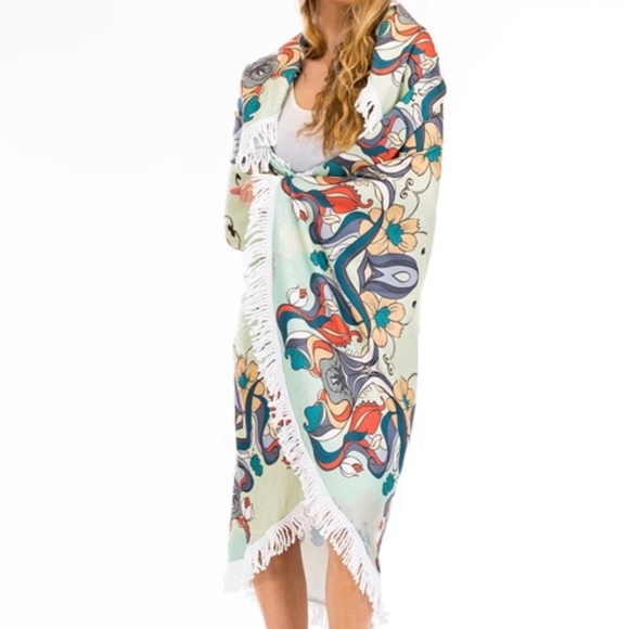 Colorful Mandela Round Beach Towel - Picture 3 of 3